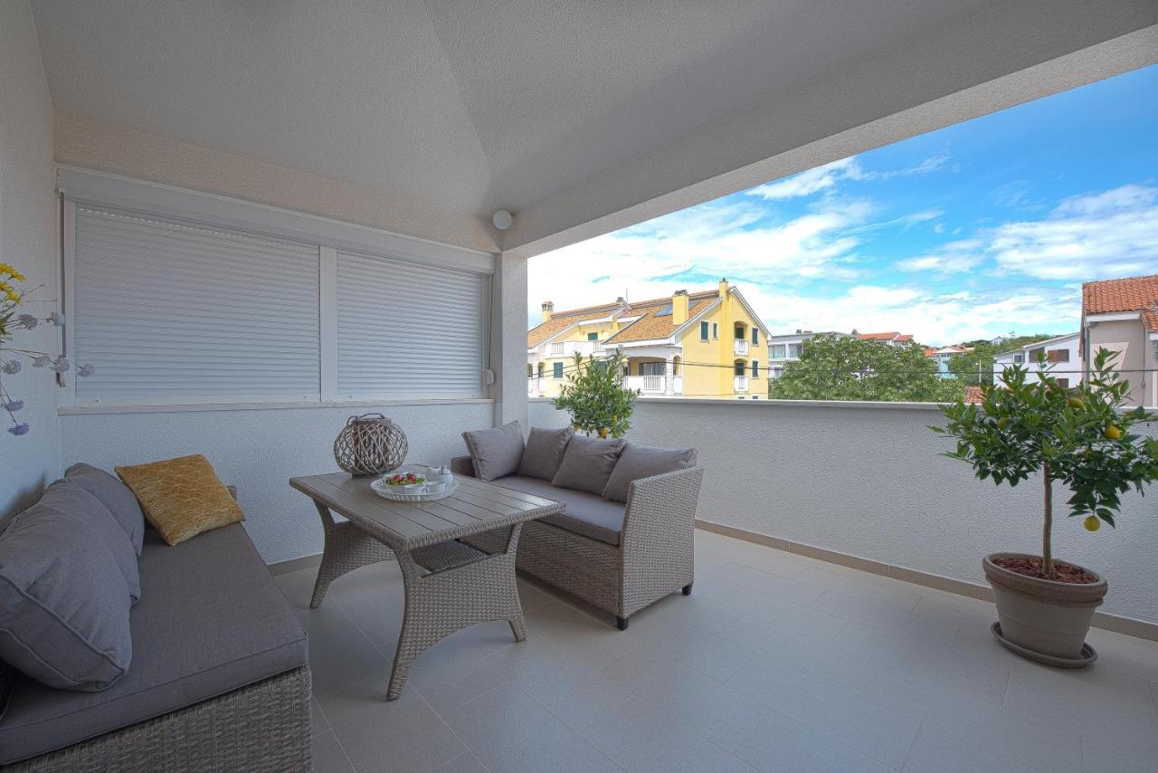 Spacious Chic Residence 扎达尔 外观 照片