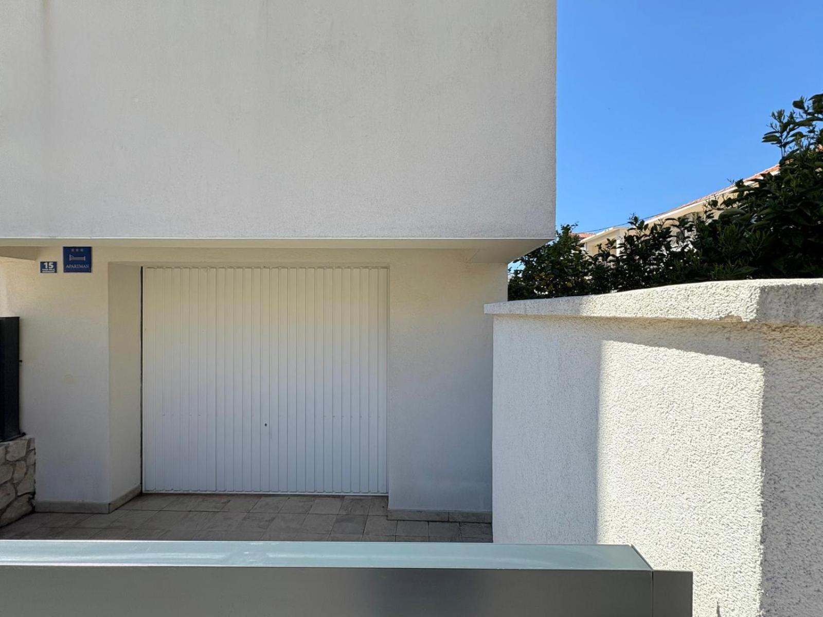 Spacious Chic Residence 扎达尔 外观 照片